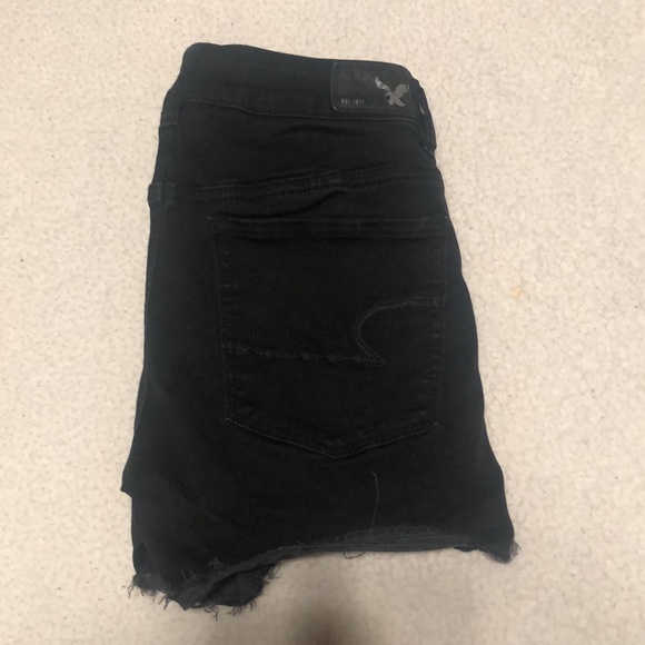 American eagle black denim shorts - Picture 3 of 4